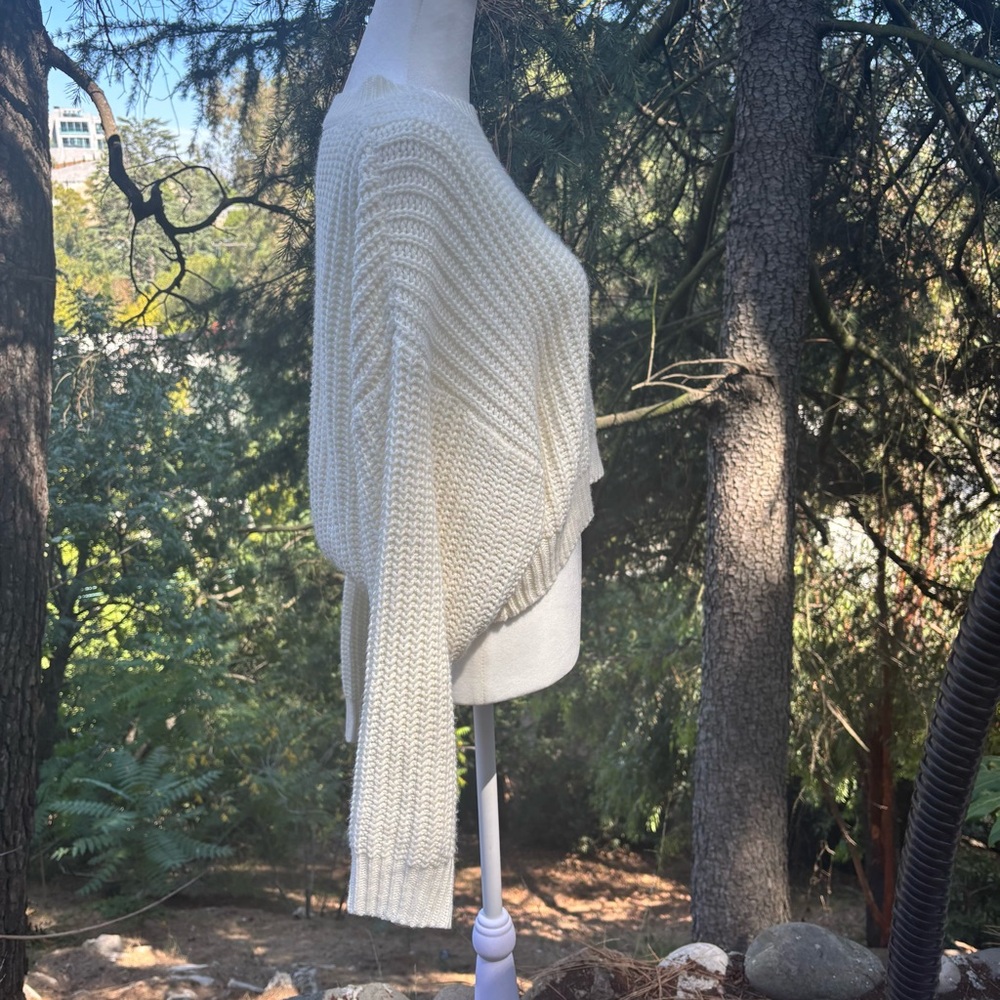 SHEIN Cream Knit Sweater - Picture 2 of 10